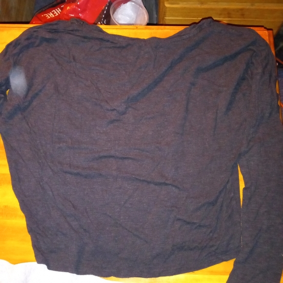 Shirts - Picture 3 of 7